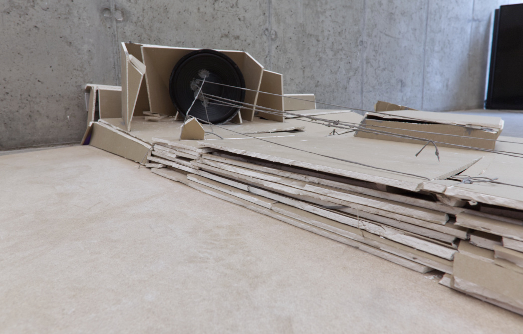 “tektonisch shown at times art center Berlin on the occasion of the exhibition fear no fear“